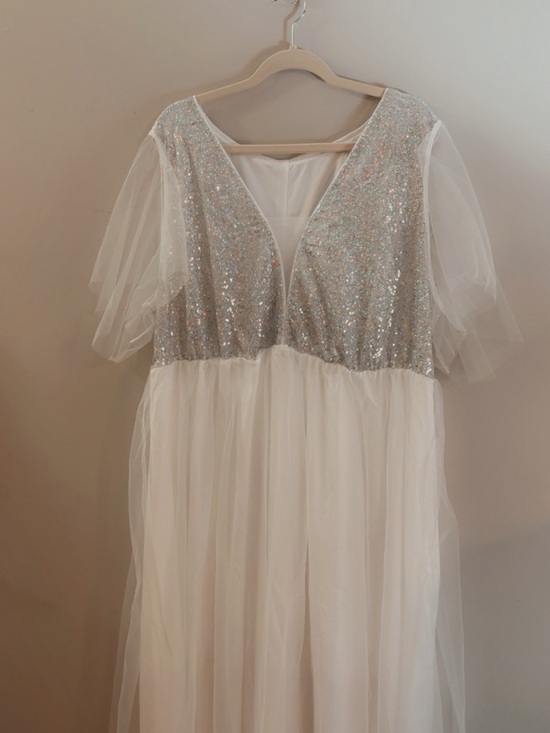 SHEIN Dresses & Skirts - SHEIN White  4XL/ US 20 Bodice Detail silver & iridescent Sequins Wedding Dress
